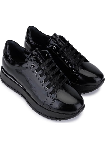 Kadın Hakiki Deri Siyah Rugan Sneakers & Spor Ayakkabı 322 2514502 Bn Ayk SK25-26 Sıyah Krsk Rgn fiyatları