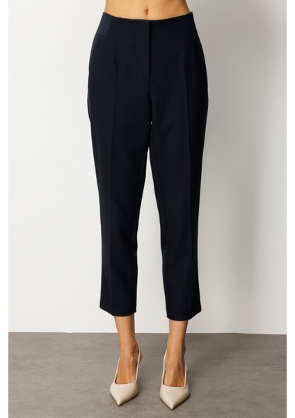 Beli Kalın Lastikli Dar Paça Pantolon 01109 fiyatları