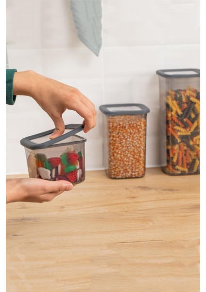 18'li Vakumlu Silikon Kapaklı Mega Erzak Saklama Kabı Seti - 6x(0.65 Lt - 1.3 Lt - 1,9 Lt) modelleri