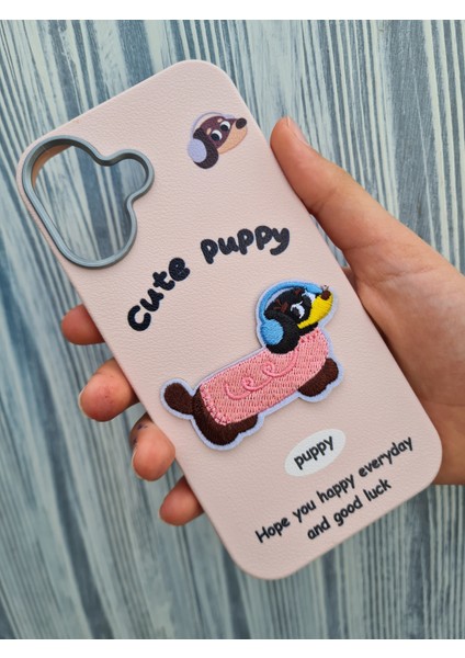 iPhone 17 Uyumlu Nakış Işlemeli Köpek Desenli Yumuşak Silikon Kılıf