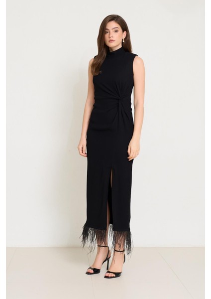 Siyah Kolsuz Belden Büzgü ve Tüy Detaylı Yırtmaçlı Midi Boy Elbise fiyatları