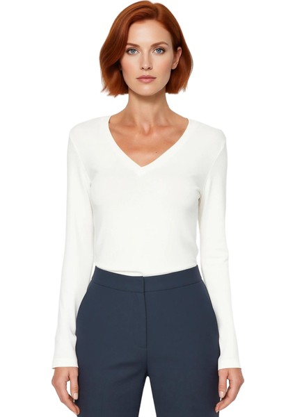 Kadın V Yaka Uzun Kollu Fitted Örme Bluz Çok Yönlü Kullanım Için Kaliteli Şık Rahat Modern