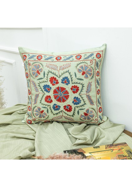 Nivra Çiçekli Ipek Kırlent 50X50 cm fiyatları