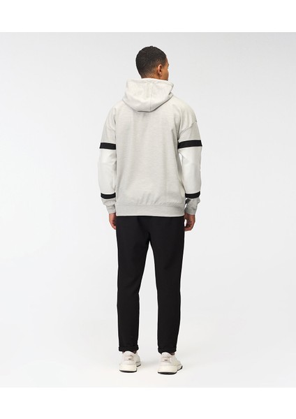 Umbro Beşiktaş Kapüşonlu Sweatshirt 25/26 U204 indirimleri