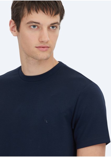 Lacivert Düz Bisiklet Yaka T-Shirt fırsatları