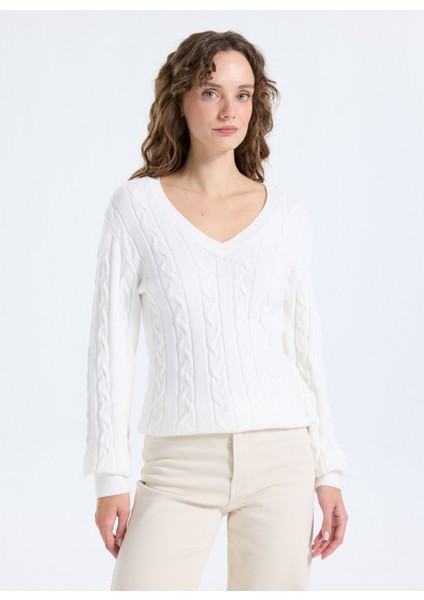 V Yaka Basic Saç Örgü Desenli Ekru Kazak Kadın J5WL-KZK7129 fiyatları