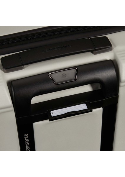 Spinner Nuon 4 Tekerlekli 69 cm Orta Boy Valiz