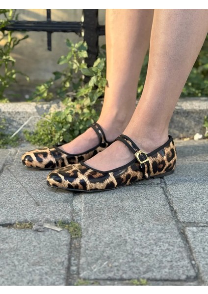 Virella Tokalı Iki Parça Yuvarlak Büyük Numara Kadın Babet Modern ve Rahat Büyük Numara