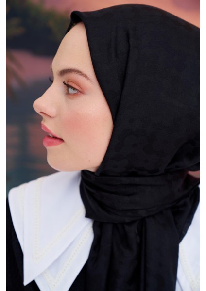 Çiçek Desen Jakar Italyan Ipekli Şal Siyah modelleri