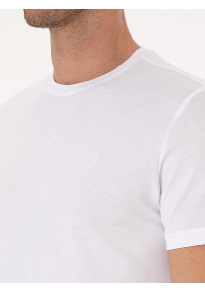 Erkek Beyaz Slim Fit %100 Pamuk Bisiklet Yaka Basic T-Shirt 50324401-VR013