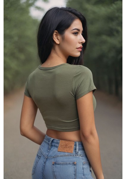 Haki Bisiklet Yaka Slim Fit Crop Top fiyatları