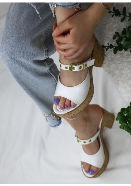 Kadın Mantar Topuklu Sandalet Terlik Beyaz modelleri