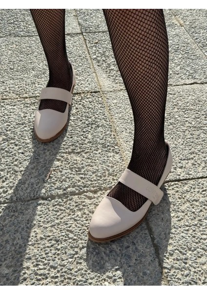 Alvesta Büyük Numara Ahşap Ökçeli Bantlı Kadın Ayakkabı Şık ve Rahat Stil