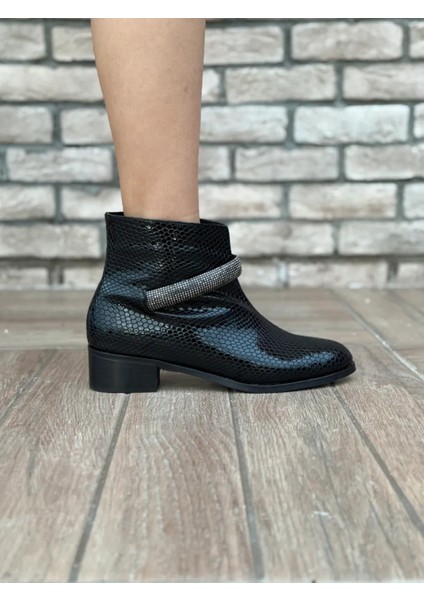 Lusso Kroko Taş Tokalı Büyük Numara Kadın Ayakkabı Şık ve Zarif Topuklu Model fırsatları