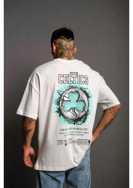 Erkek Sırt Baskılı T-Shirt - Beyaz modelleri