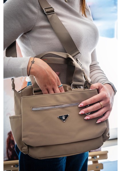 Astarlı Askılı 3 Bölmeli El ve Omuz Çantası 111004 fırsatları