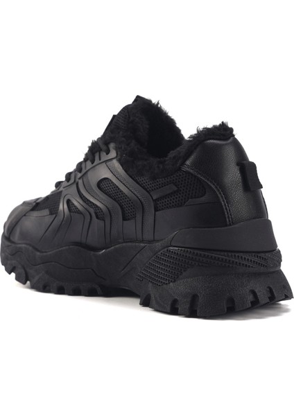 INT1223K016-KRK 3pr Kadın Siyah Kürklü Sneaker modelleri