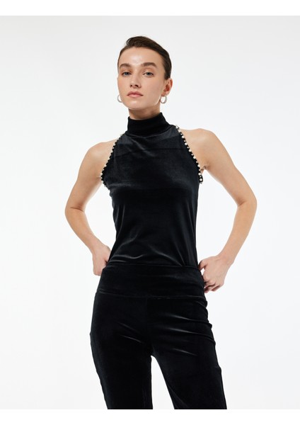 Slim Fit Kolsuz Inci Detaylı Dik Halter Yaka Kadife Bluz modelleri