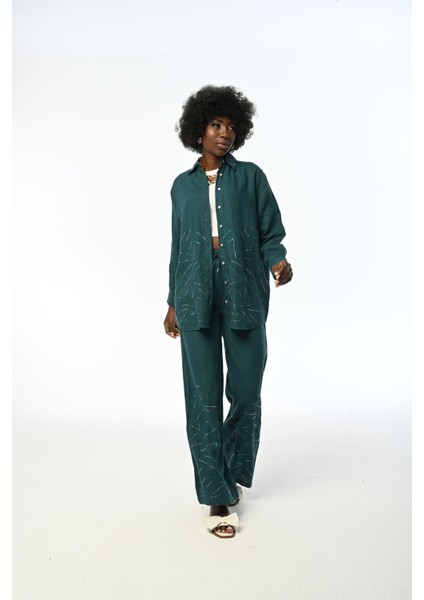 Kadın Rahat Kesim Diz Altı Taşlı Petrol Renk Pantolon modelleri