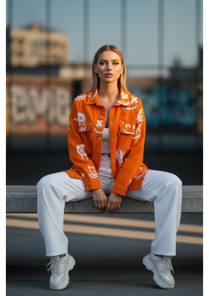 Kadın Oversize Turuncu Graffiti Baskılı Denim Ceket - Sokak Stili Urban Jean Gömlek Ceket fiyatları
