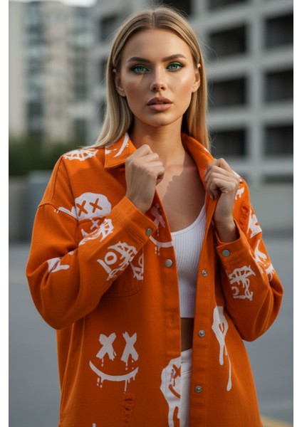 Kadın Oversize Turuncu Graffiti Baskılı Denim Ceket - Sokak Stili Urban Jean Gömlek Ceket fırsatları