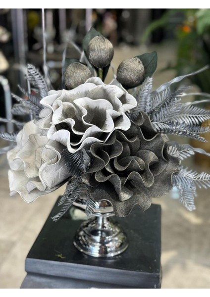 Küçük Ayaklı Vazo