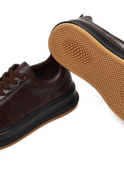 Erkek Kahverengi Bağcıklı Kalın Tabanlı Deri Sneaker 25WFD641918
