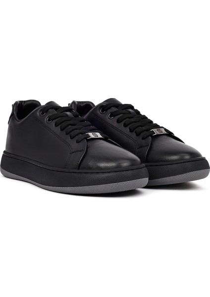 Erkek Siyah Bağcıklı Kalın Tabanlı Deri Sneaker 25WFD661218 modelleri