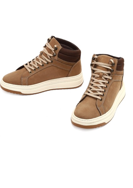 Erkek Bej Bağcıklı Kalın Tabanlı Nubuk Deri Spor Bot 25WFD6602V3 modelleri