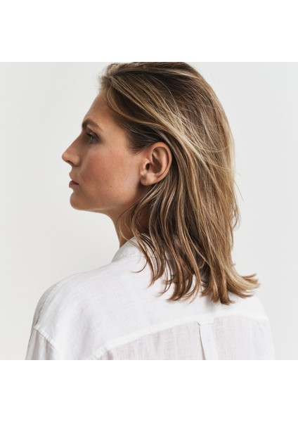 Kadın Beyaz Relaxed Fit Klasik Yaka Gömlek