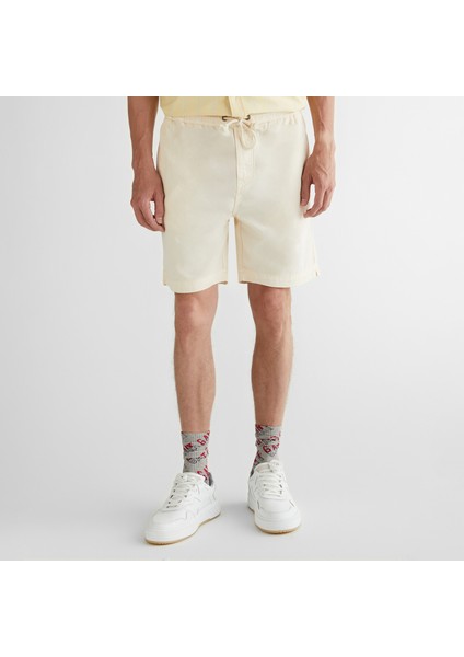 Erkek Krem Regular Fit Şort modelleri