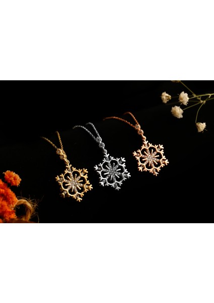 Kristal Çiçek Kolye fırsatları