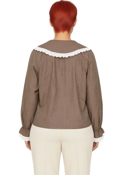 Büyük Beden Kadın Ekose Desenli Bebé Yaka Bluz Kaliteli Şık Rahat Modern Zarif Günlük fiyatları