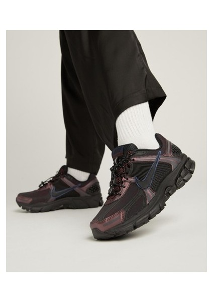 Zoom Vomero 5 Kahverengi Kadın Sneaker Ayakkabı-Sportxoutlet