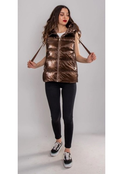 D99071 Kadın Kapüşonlu Şişme Yelek Kahve fiyatları
