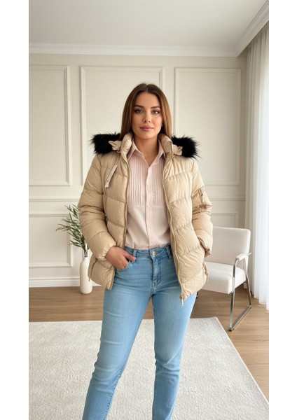 Bayan Kapşonlu Şişme Mont modelleri