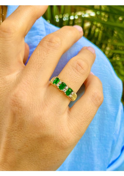 Zirkon Taşlı Altın Renk Baget Yeşil Taşlı Ayarlanabilir Yüzük modelleri