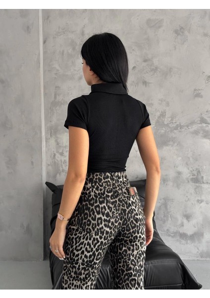 Kaşkorse Yaka Fermuarlı Bluz Siyah fiyatları