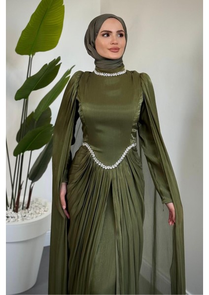 Maelis Beli ve Boynu Taşlı Abiye Haki modelleri