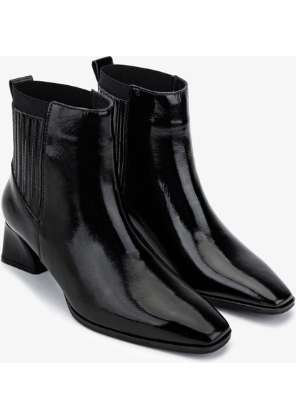 Kadın Hakiki Deri Siyah Rugan Topuklu Bot 33 11505 Bn Bot SK25-26 Sıyah Rgn fiyatları
