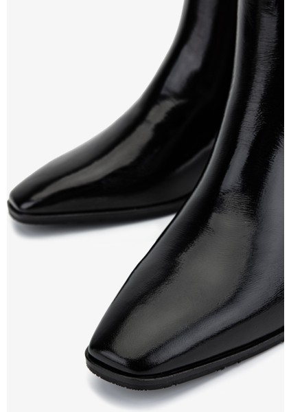 Kadın Hakiki Deri Siyah Rugan Topuklu Bot 33 11505 Bn Bot SK25-26 Sıyah Rgn modelleri