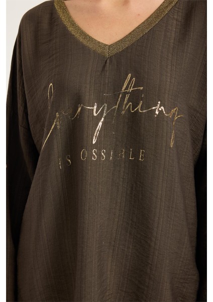 Simli V Yaka Bluz fırsatları