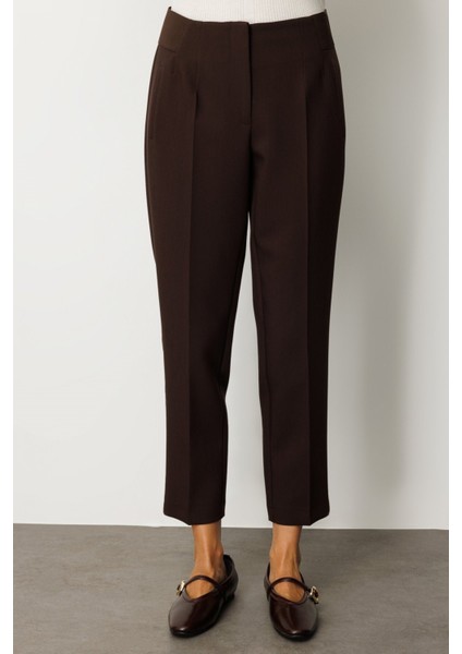 Beli Kalın Lastikli Dar Paça Pantolon 01109 fiyatları