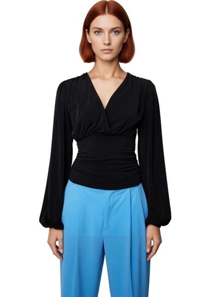 Kadın Moda Şık Regular Kruvaze Yaka Balon Kol Slim Kalıp Örme Büzgü Drape Detaylı Kollu Esnek Bluz fiyatları