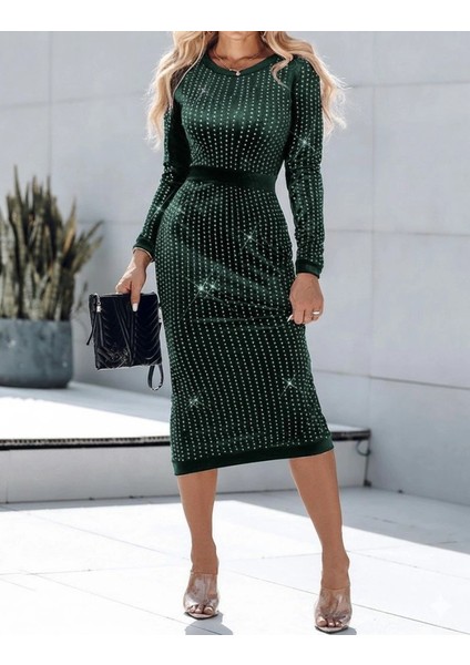 Kadın Uzun Kollu Bisiklet Yaka Taşlı Midi Kadife Elbise fırsatları