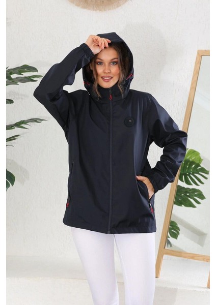 İçi Astarlı Su ve Rüzgar Geçirmez Cepli Kadın Yağmurluk fırsatları