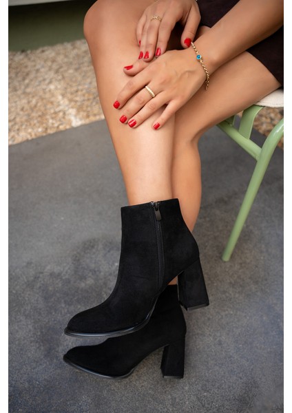 Tobin Siyah Süet Fermuarlı Kadın Bot fırsatları