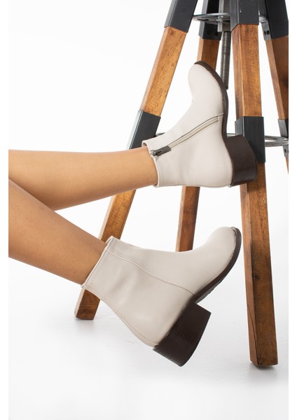 Danica Ekru Renkli Bilek Üstü Kısa Kalın Topuklu Bot modelleri