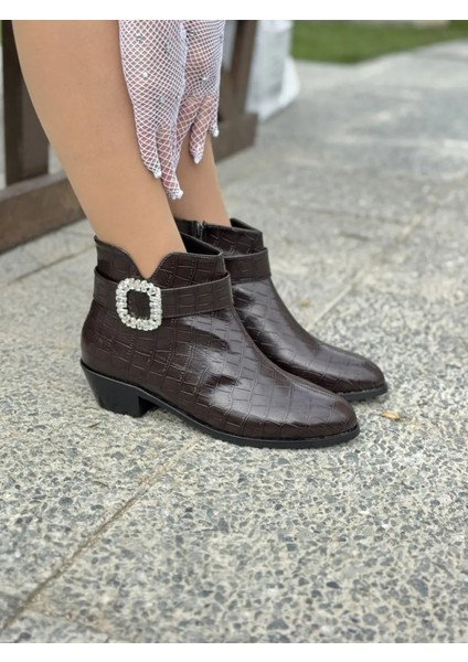 Marseil Kroko Desenli Kadın Deri Bot Taş Tokalı Şık Büyük Numara