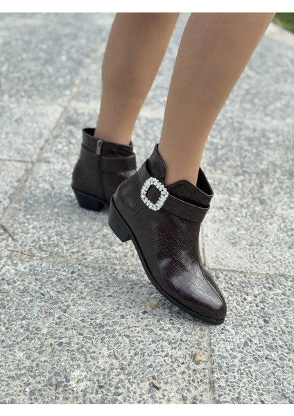 Marseil Kroko Desenli Kadın Deri Bot Taş Tokalı Şık Büyük Numara